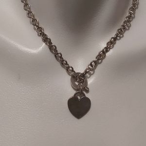 Heart chain toggle necklace